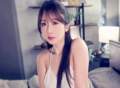 Người phụ nữ có gia đình, chồng vắng nhà bán dâm kiếm tiền nuôi con khôn lớn